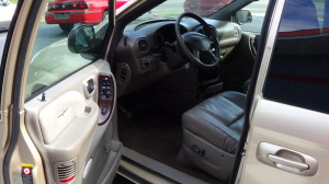 2001 CHRYSLER TOWN & COUNTRY (14)