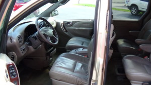 2001 CHRYSLER TOWN & COUNTRY (16)