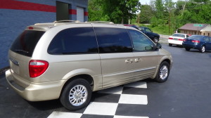 2001 CHRYSLER TOWN & COUNTRY (9)