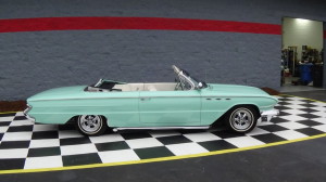 1961 Buick LeMans Convertible (53)