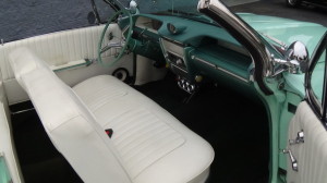 1961 Buick LeMans Convertible (64)