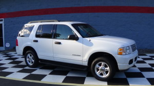 2005 Ford Explorer XLT (3)