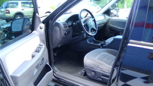 2005 ford explorer 3rd row seating (12)