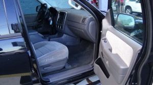 2005 ford explorer 3rd row seating (21)