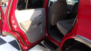 2005 ford explorer red (19)