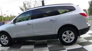 2010-chevrolet-traverse-10