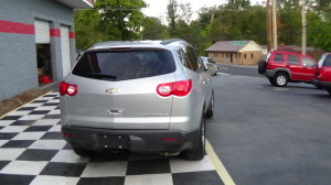 2010-chevrolet-traverse-7