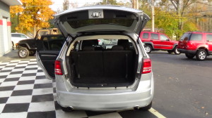 2010-dodge-journey-sxt-24