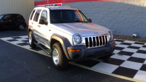 2003-jeep-liberty-silver-2