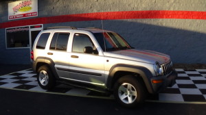 2003-jeep-liberty-silver-3