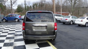 2010 CHRYSLER TOWN AND COUNTRY TOURING (6)