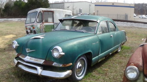 1953 Kaiser- Delux (13)