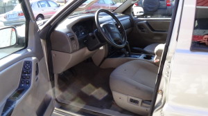 2004 Jeep Grand Cherokee (16)