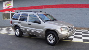 2004 Jeep Grand Cherokee (3)