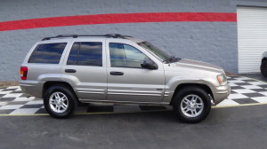 2004 Jeep Grand Cherokee (4)