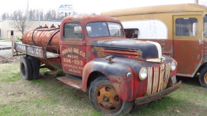 1946 Ford Tanker Truck (1)