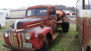 1946 Ford Tanker Truck (15)