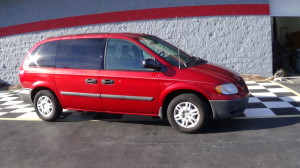 2006 dodge caravan burgandy (3)