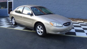 2001 Ford Taurus ses gold (2)