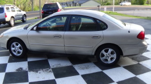 2001 Ford Taurus ses gold (9)